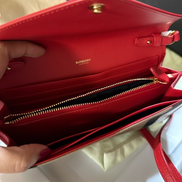 ❤️🔥Burberry Bag❤️🔥 - Picture 9 of 12
